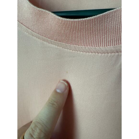 Alice + Olivia Classics Jann Boxy Short Sleeve Pink Top Size Medium - Picture 8 of 8